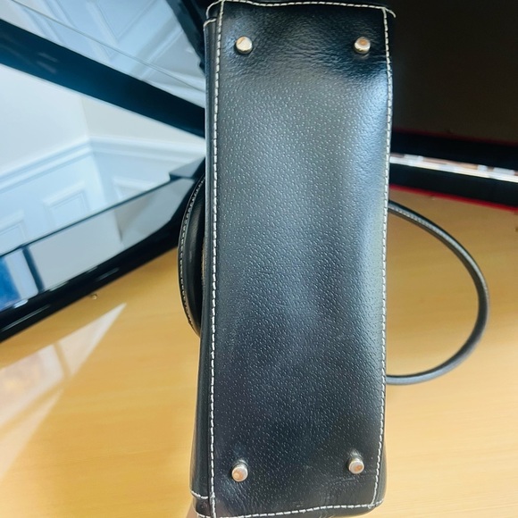 Kate Spade Elegant Black Leather Satchel - Picture 5 of 8